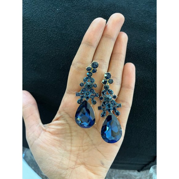 navy blue earrings , navy chandelier earring , dark blue wedding crystal big - Picture 5 of 6